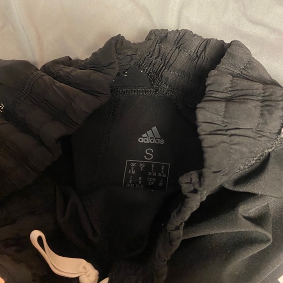 black adidas shorts sz small - Picture 4 of 4